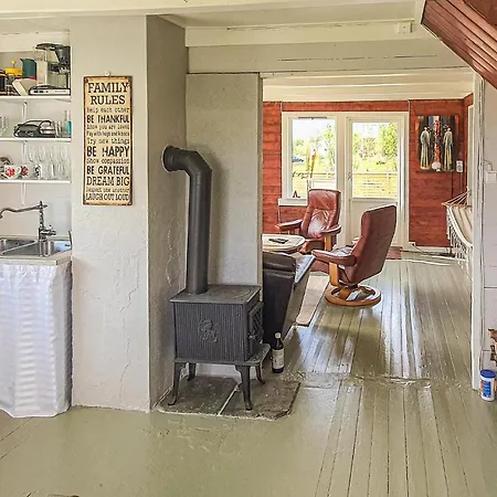 Pet Friendly In Sortland With Wifi * Flesnes